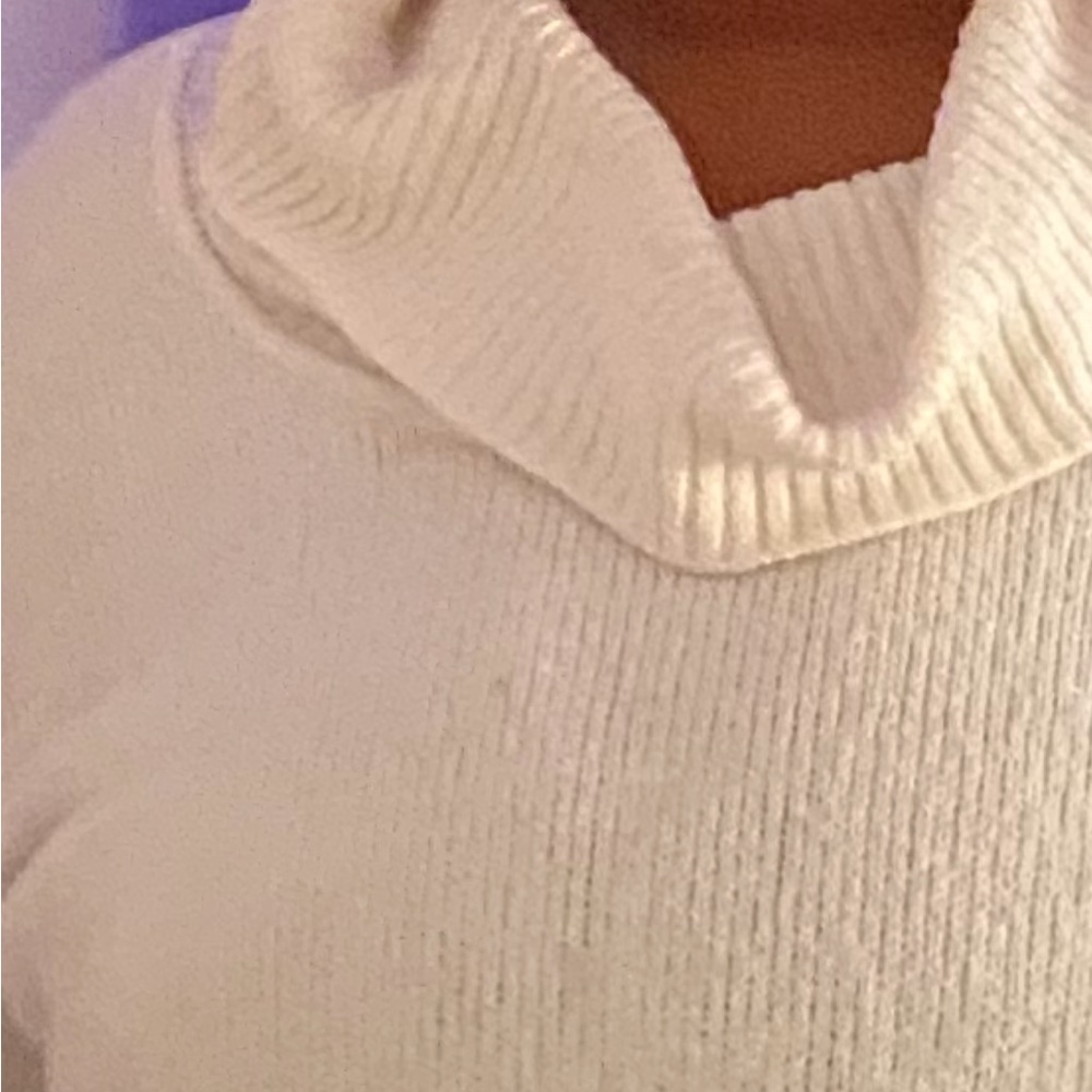 Calvin Klein Sweater